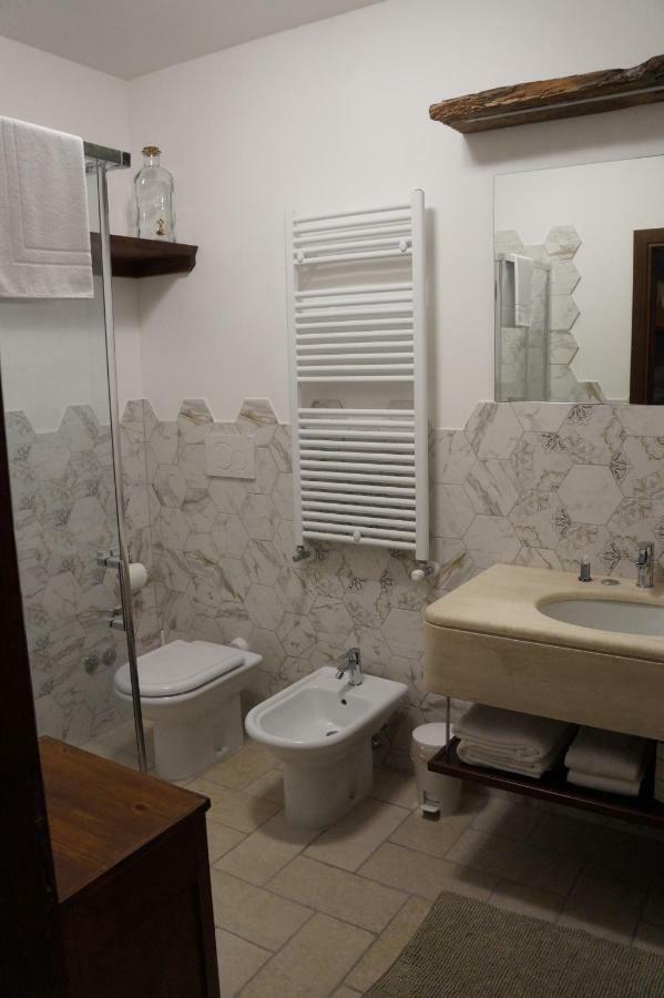 La Brigata Apartments Suite Room Каваллино Экстерьер фото